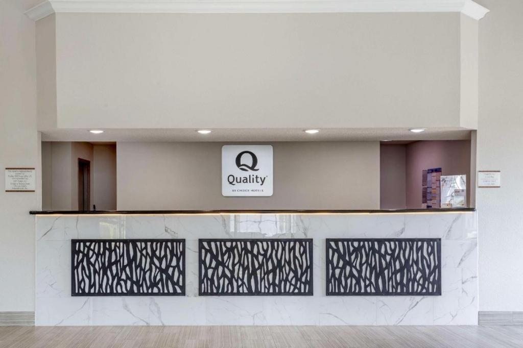 Quality Inn Ripley Eksteriør bilde