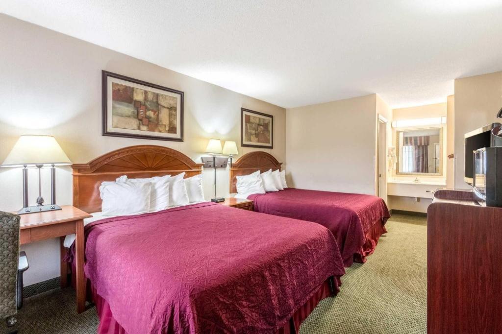 Quality Inn Ripley Eksteriør bilde