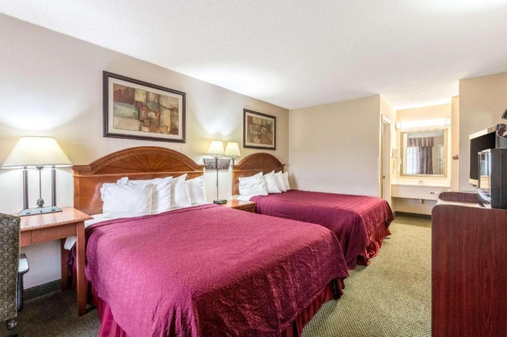 Quality Inn Ripley Eksteriør bilde