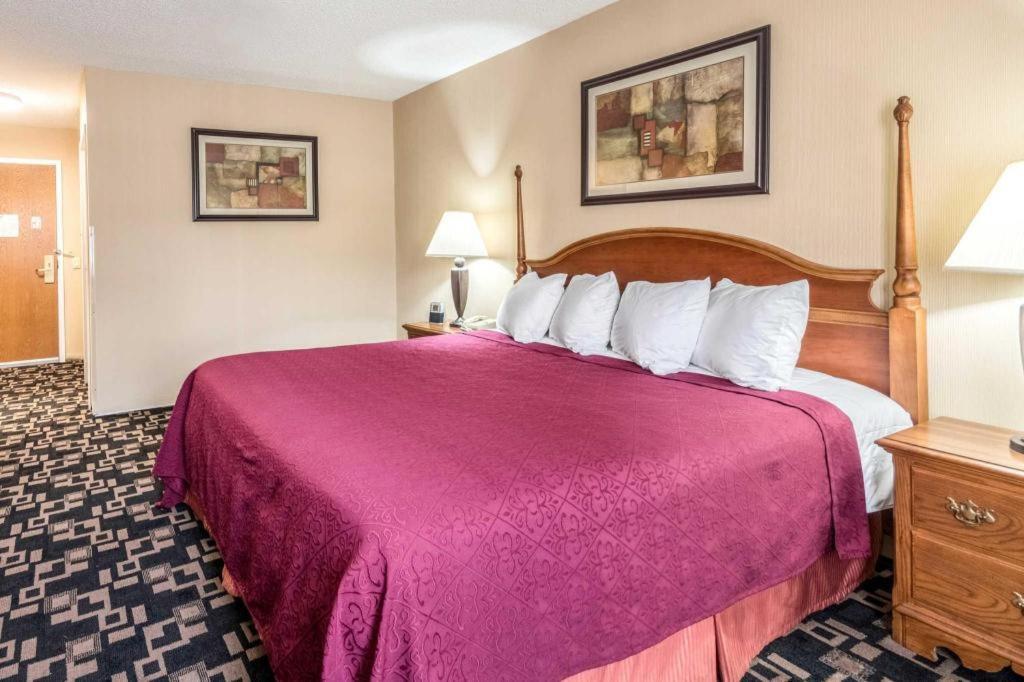 Quality Inn Ripley Eksteriør bilde