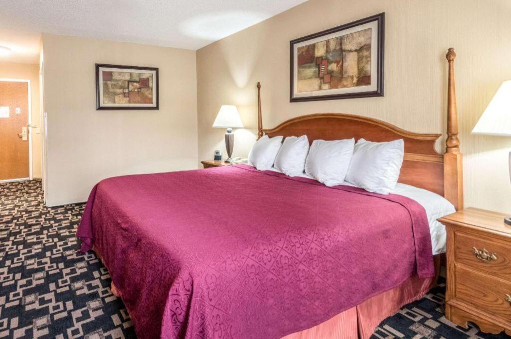 Quality Inn Ripley Eksteriør bilde